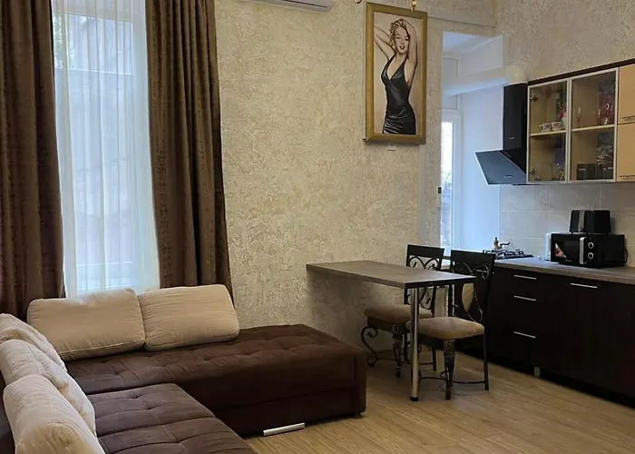 Monro-style In The Historical Center Apartment Odesa