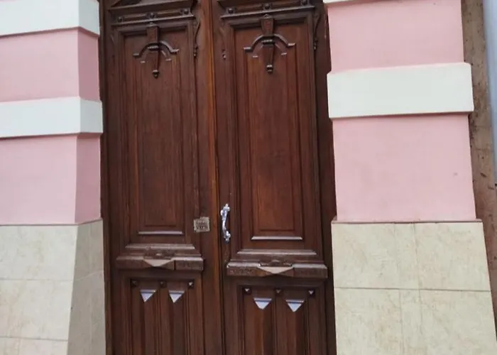 Monro-style In The Historical Center Odessa